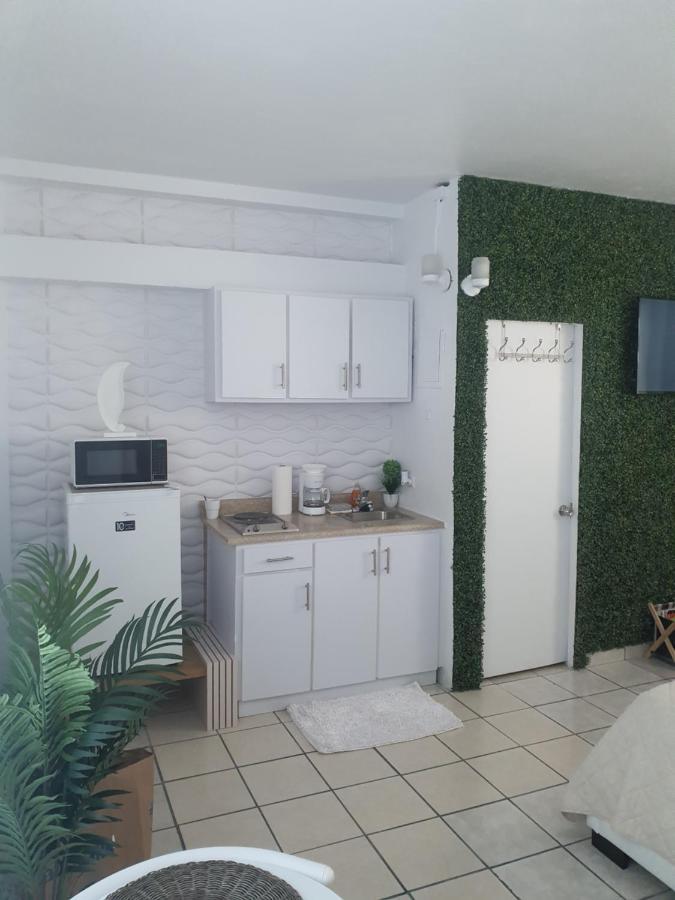 Ocean White Aparment Beach San Juan Exterior photo